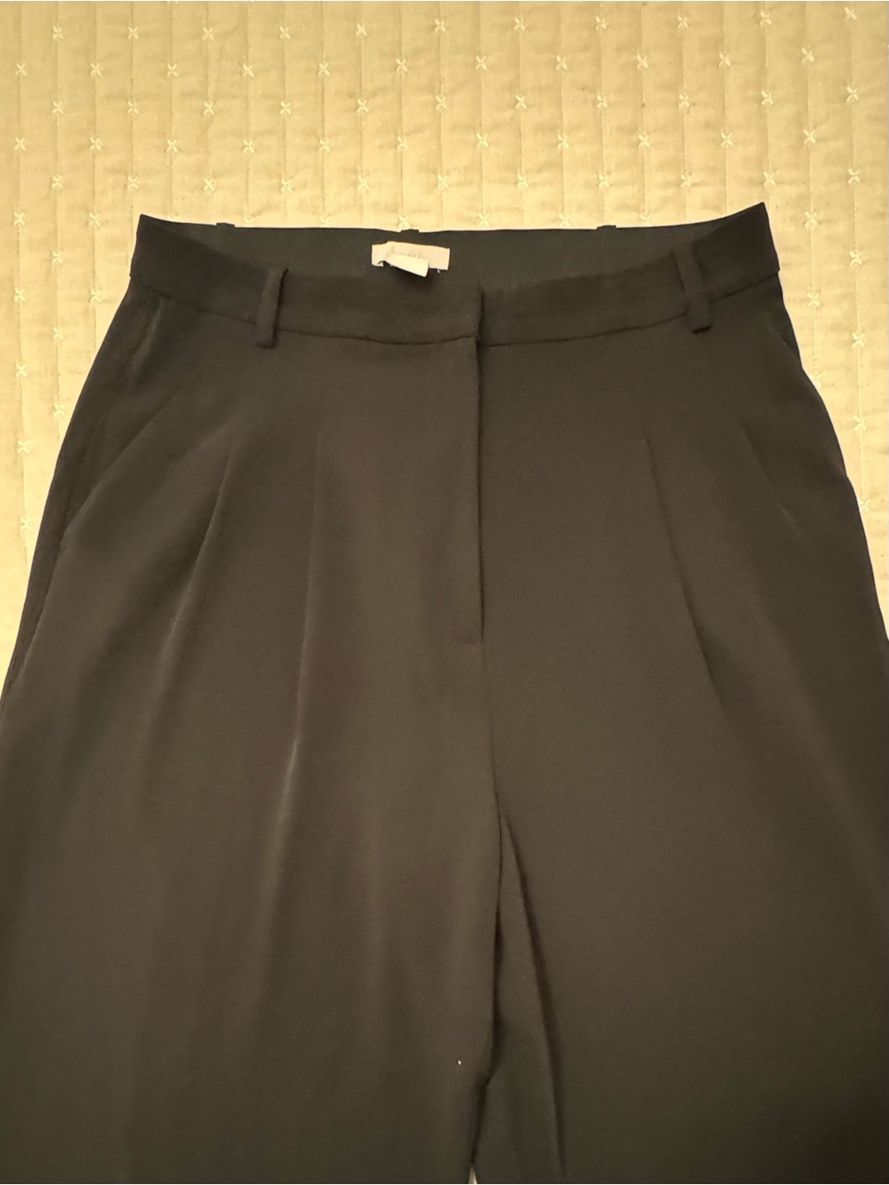 H&M Black High-Waist Pleated Trousers